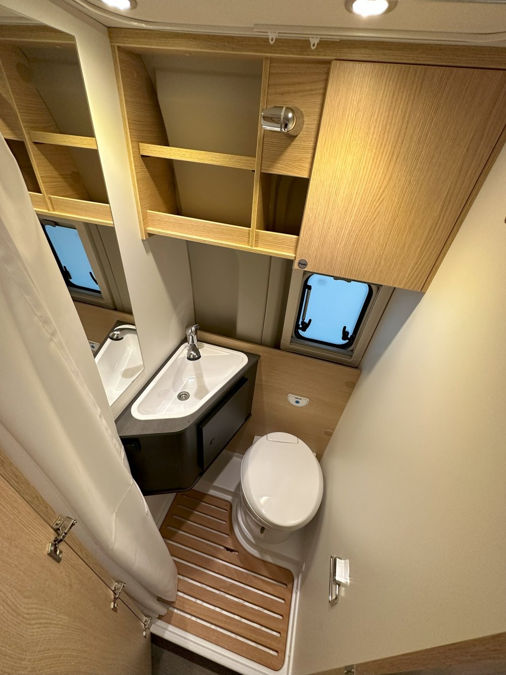 sunlight Cliff 540, badkamer