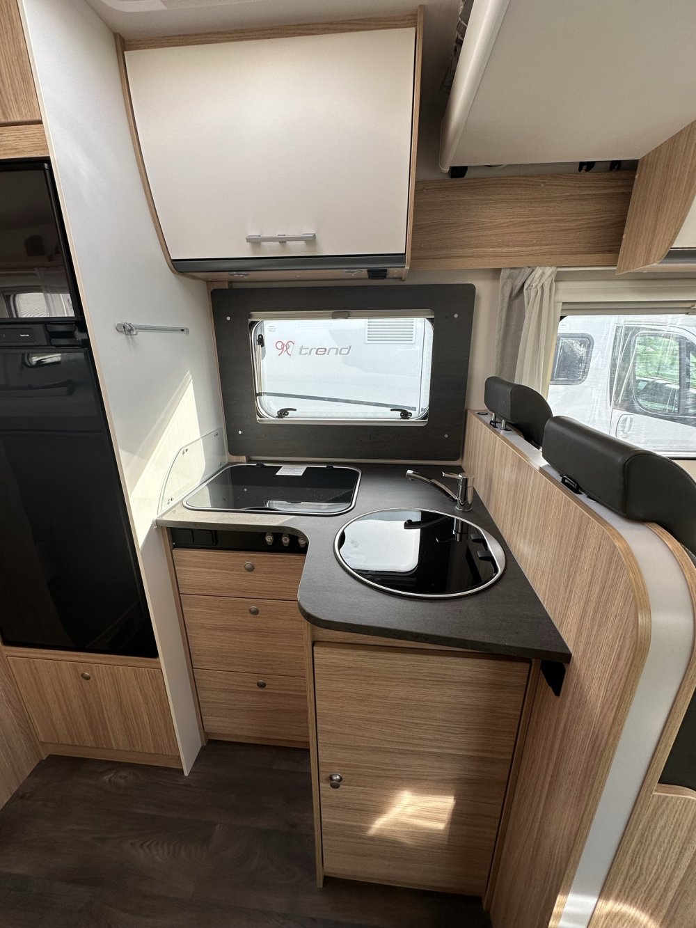 Sunlight T67, keuken