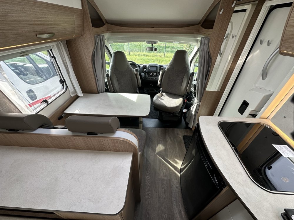 Carado T135, zithoek