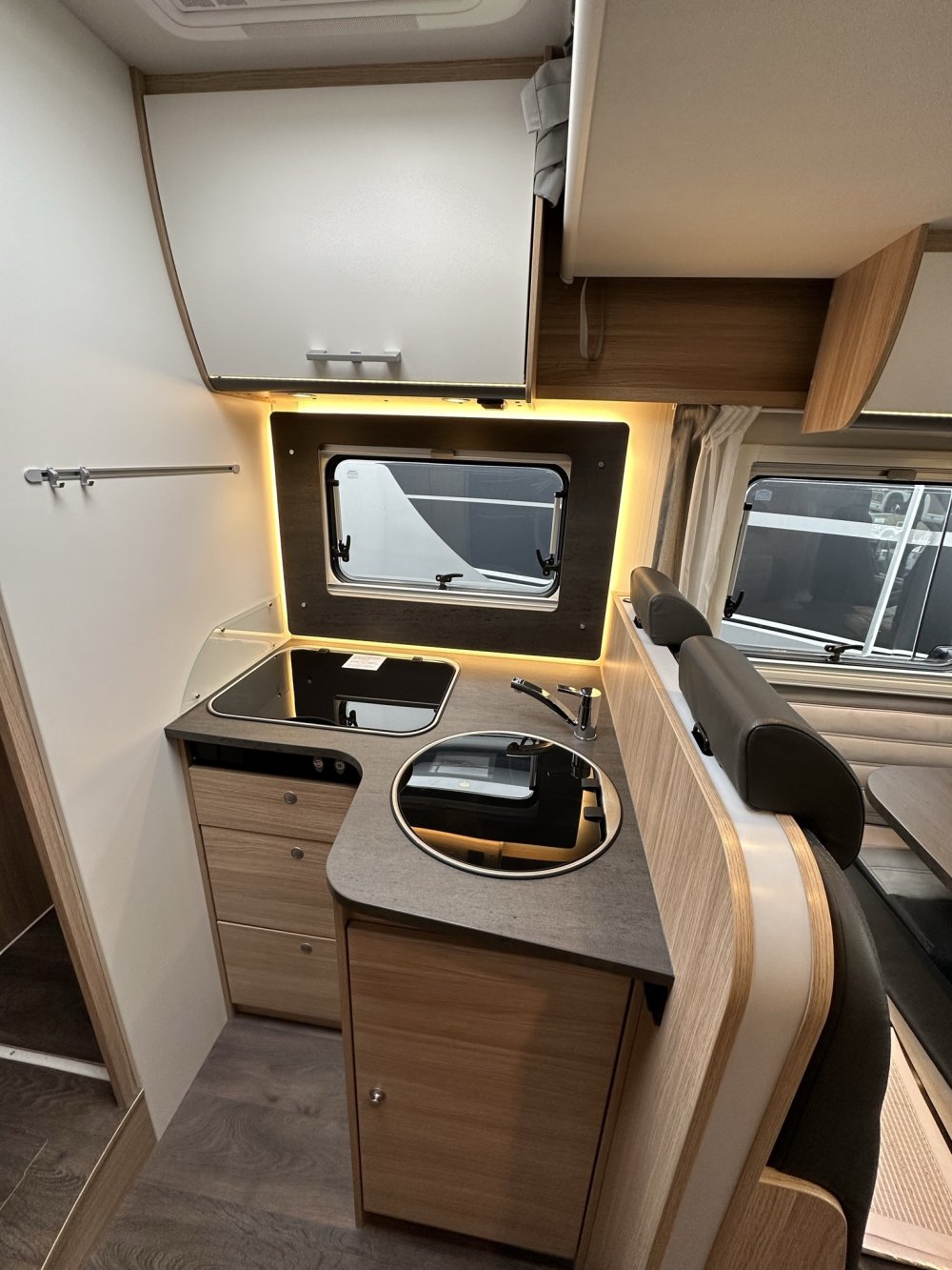 Sunlight T68, keuken