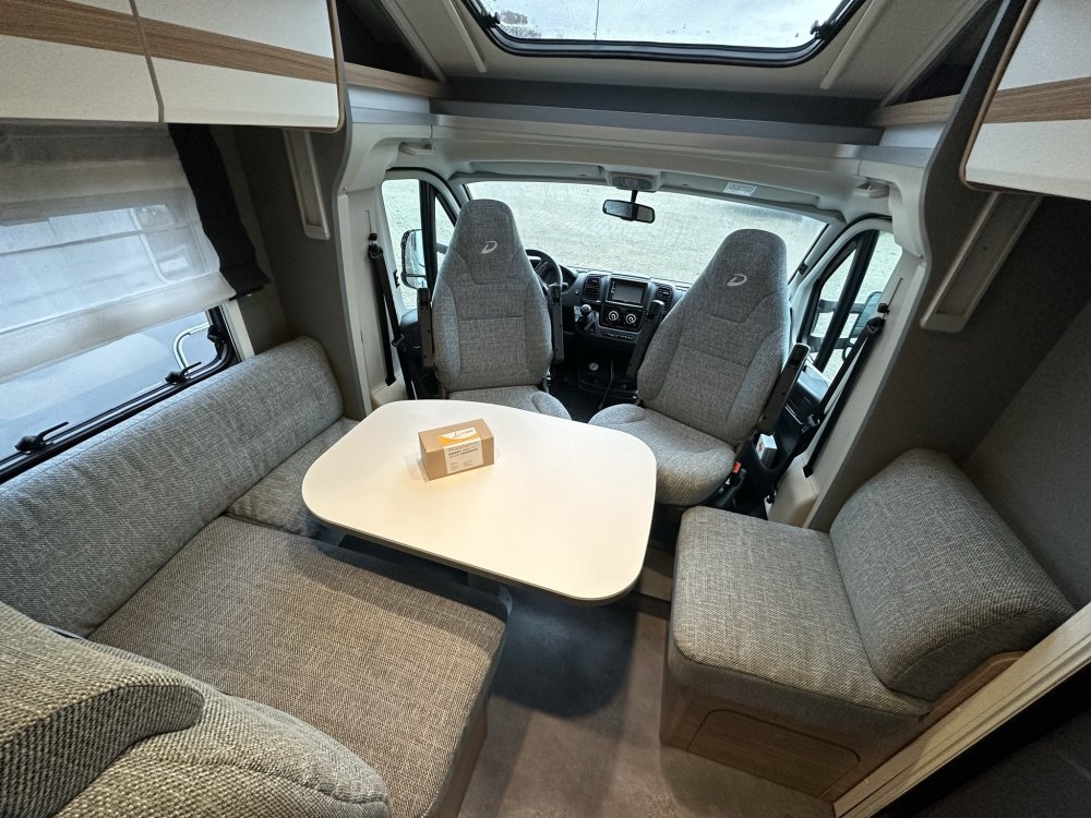 Dethleffs just, zithoek