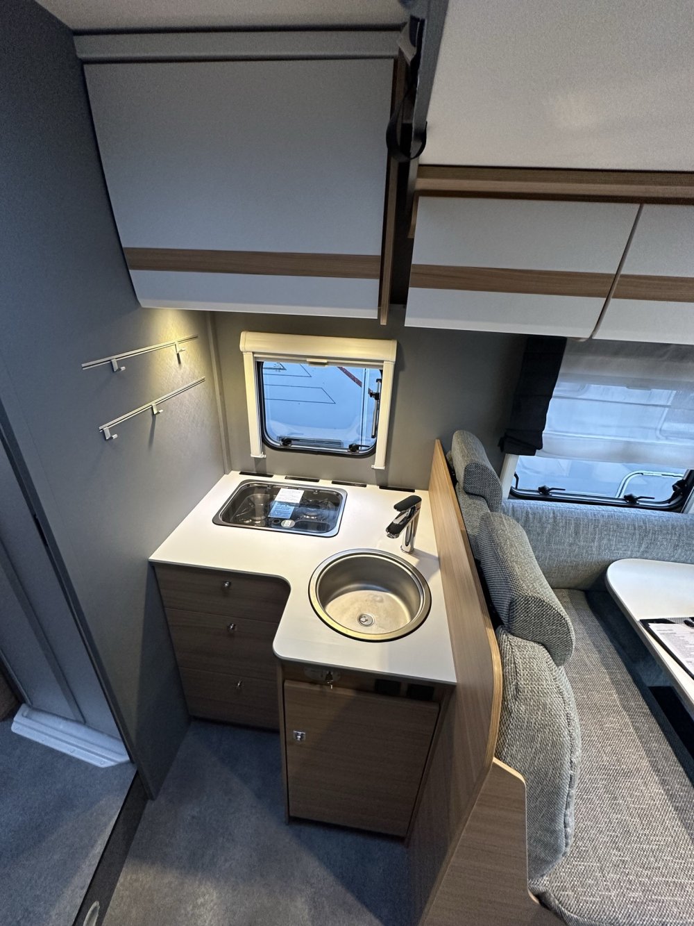 Dethleffs just, keuken