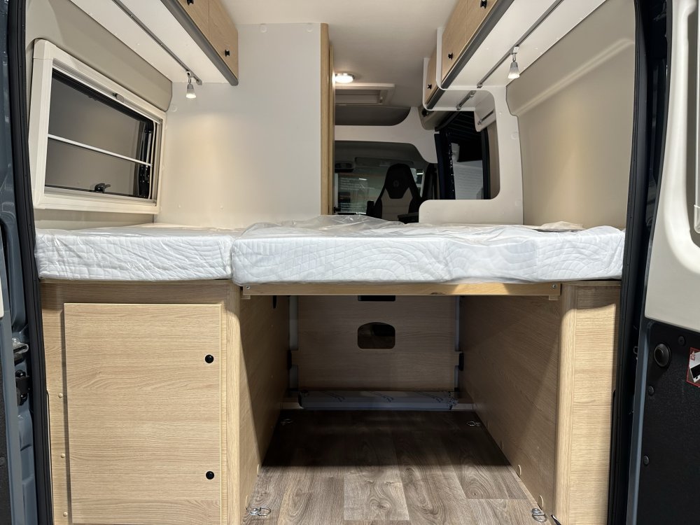 sunlight Cliff 540, garage