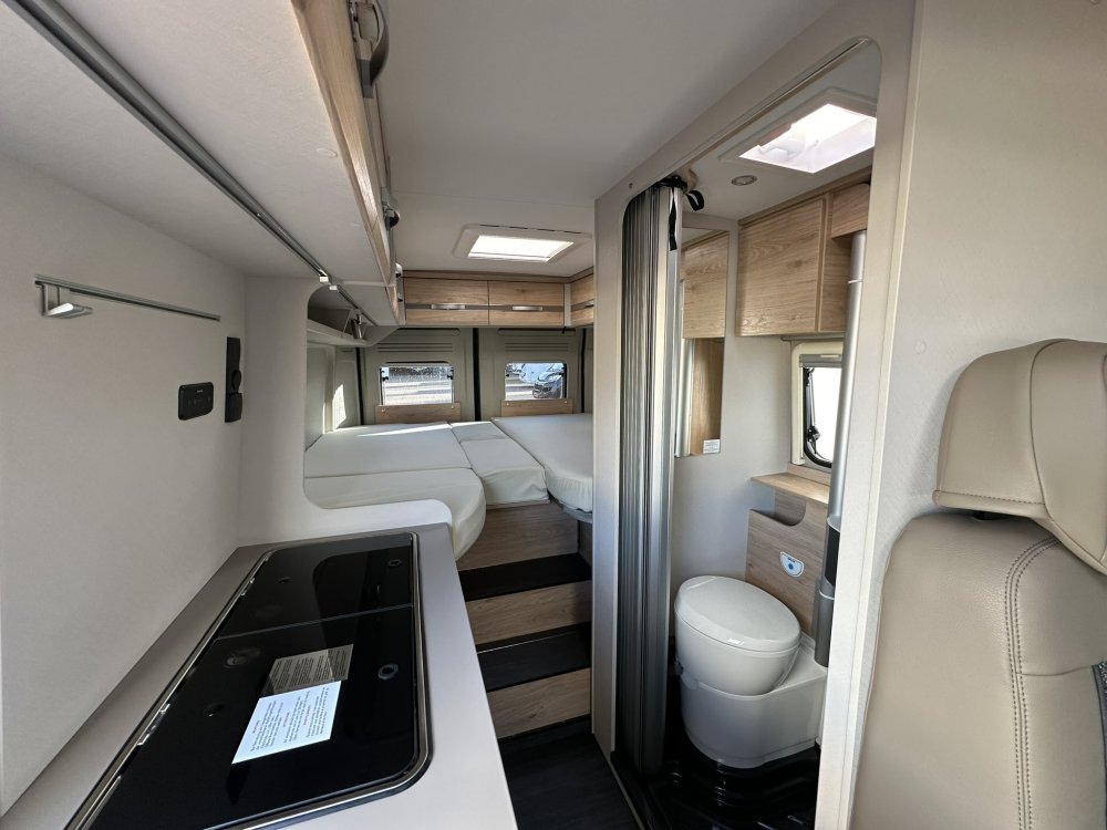 Dethleffs Globetrail 640ES, keuken