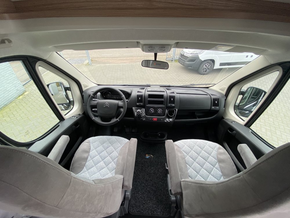 Carado V337 Edition 15 dashboard