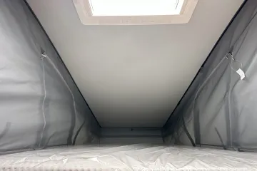 Sunlight Cliff 600RT, hefdak