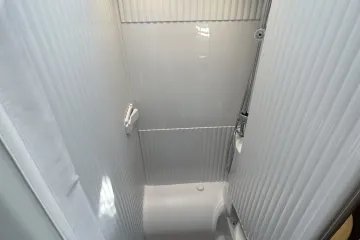 Carado V337 Edition 15, douche