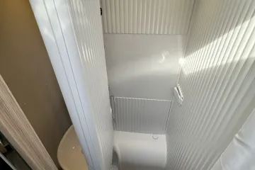 Sunlight T67S, douche