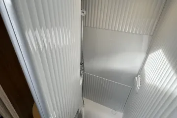 Sunlight T67, douche