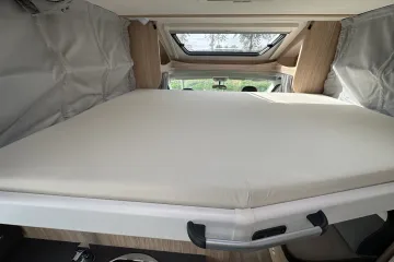 Sunlight T67, hefbed