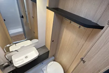 Sunlight T69LC, 2p, toilet