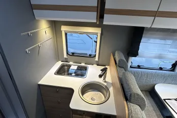 Dethleffs just, keuken