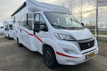 Sunlight T67, zijkant