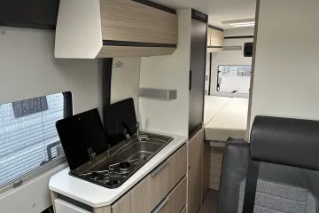 Adria buscamper, keuken