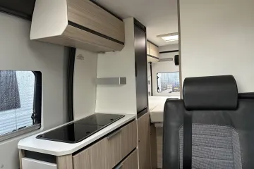 Adria buscamper, keuken