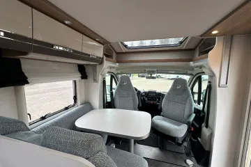 Dethleffs trend, schakel, zitgedeelte